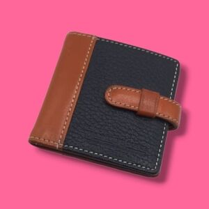 FLASH SALE! Dooney & Bourke Pebble Grain Genuine Leather Compact Mirror